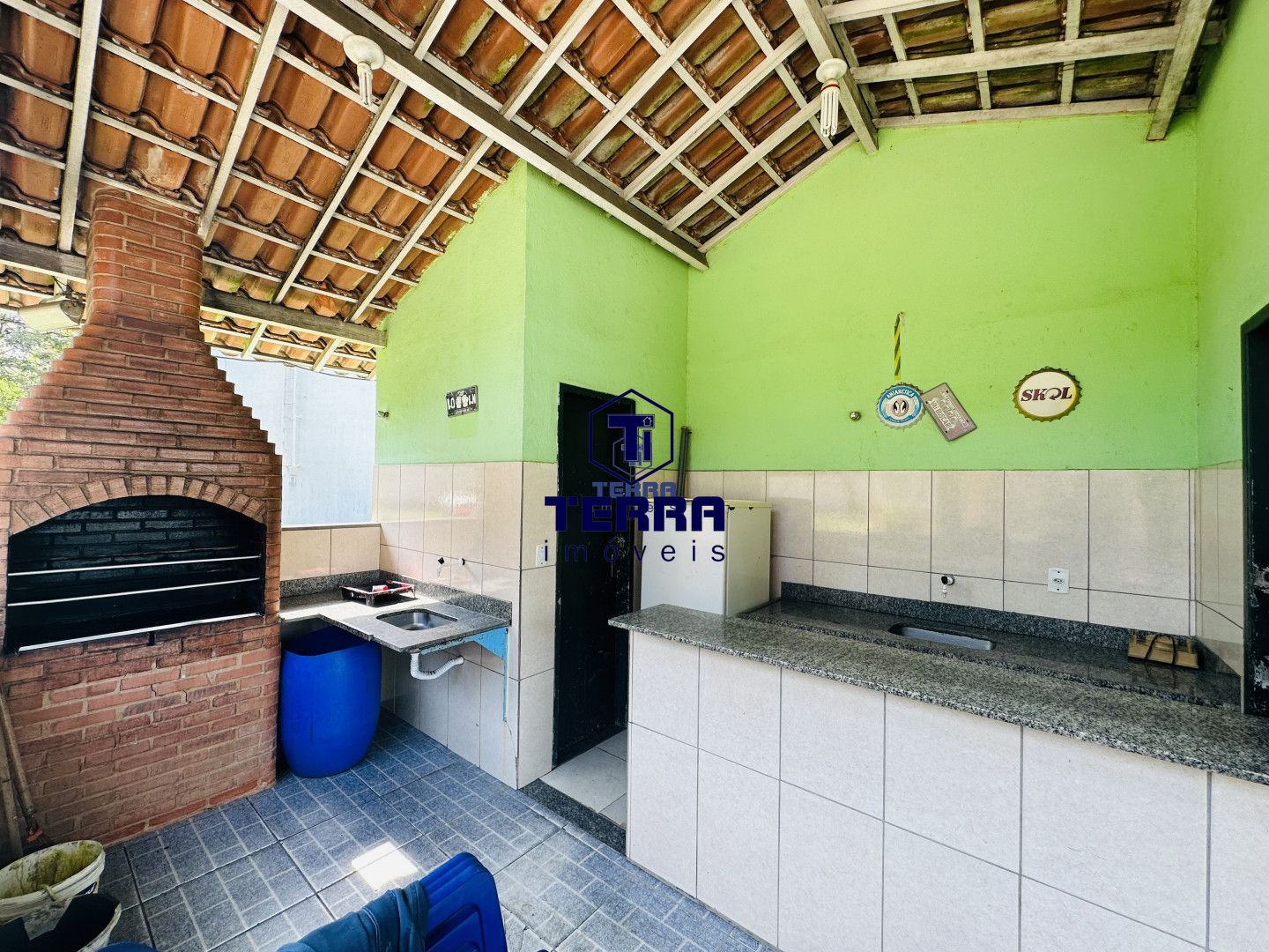 Imagens do imóveis Casa linear dentro de condomínio com área de lazer completa!