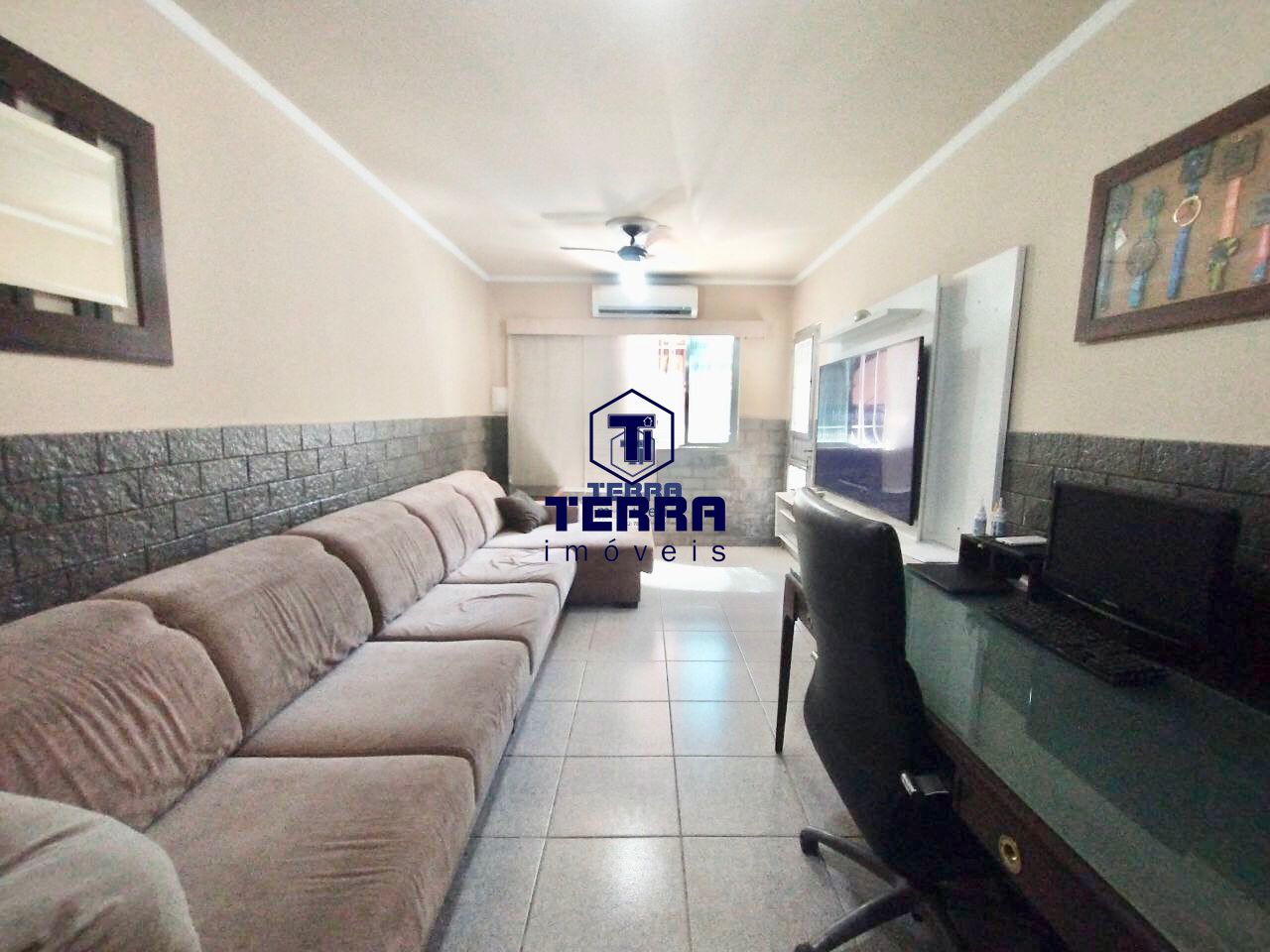 Imagens do imóveis Excelente casa duplex no Colubandê com 4 quartos, suíte com varanda e piscina.