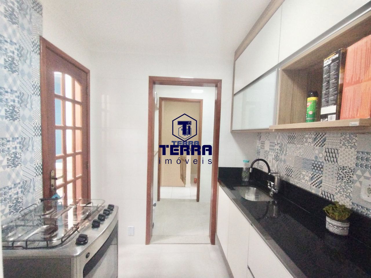 Imagens do imóveis Linda casa duplex com 2 quartos sendo uma suíte e área de lazer em Tribobó.