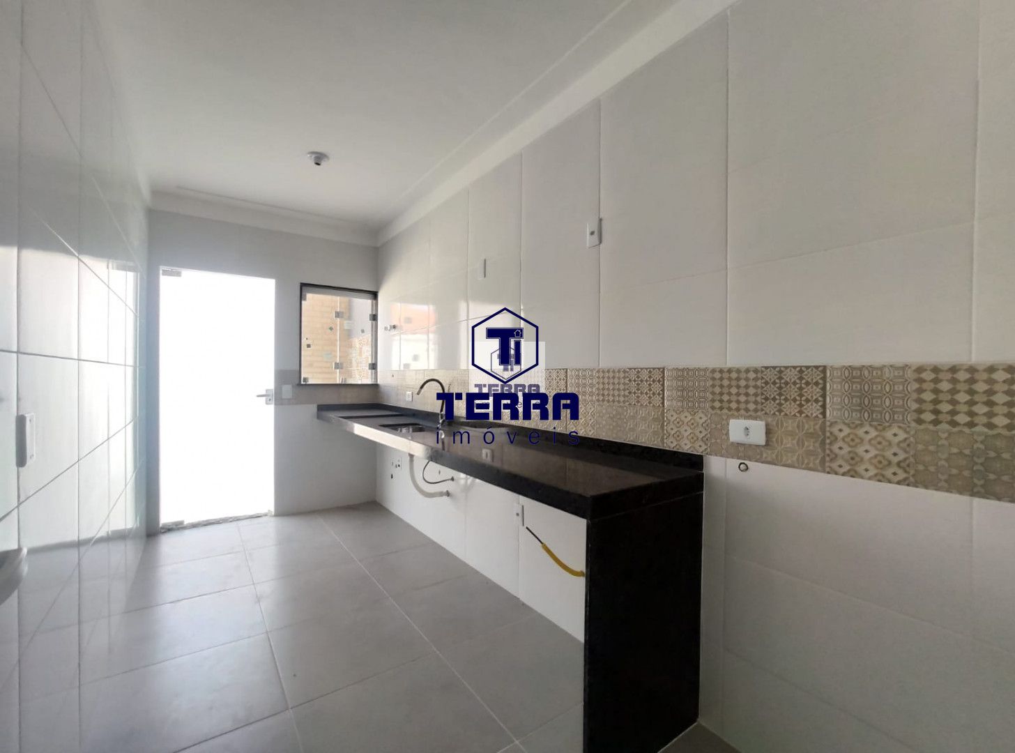 Imagens do imóveis Casa linear ampla com 3 quartos e espaço gourmet, ao lado da praia de Itaipuaçu.