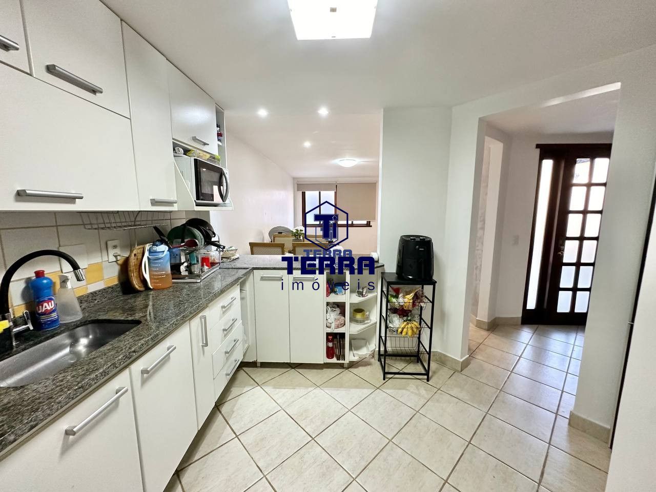 Imagens do imóveis Linda residência de 2 quartos com 2 vagas em Maria Paula!