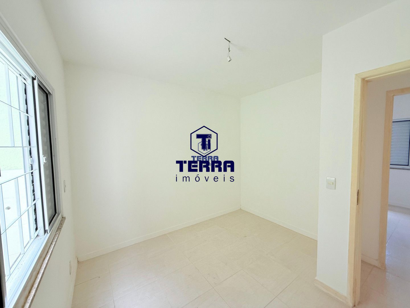 Imagens do imóveis Casa Linear, com 2 quartos recém construída em Niterói