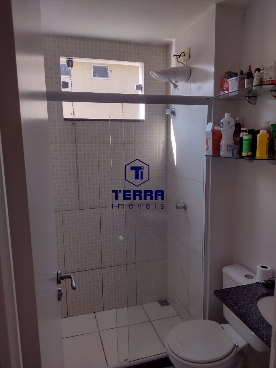 Imagens do imóveis Excelente apartamento em Itaipuaçu com suite, 300 metros da Avenida principal.