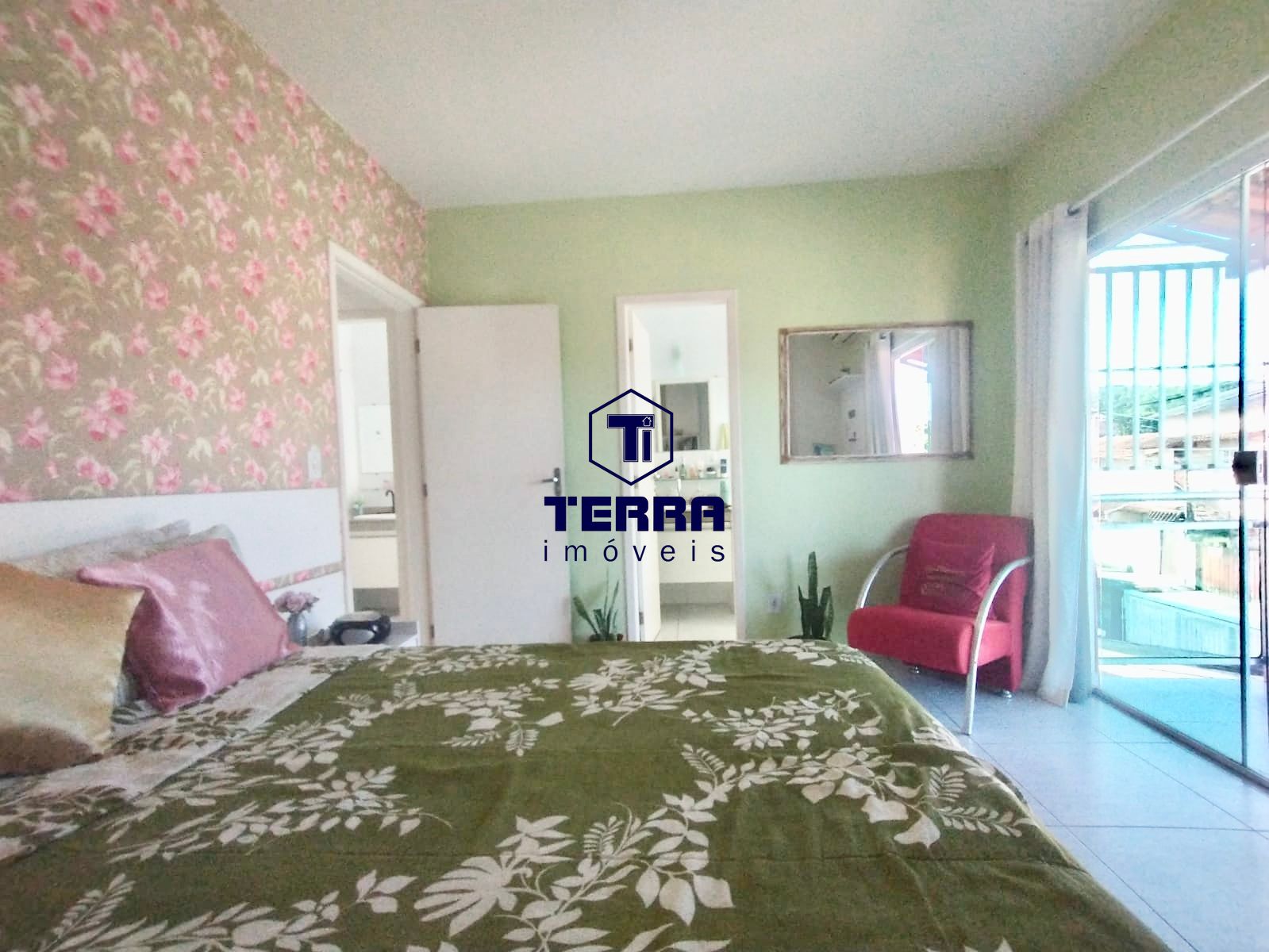 Imagens do imóveis Linda residência em Maria Paula, com 3 quartos, uma suíte e quintal privativo.