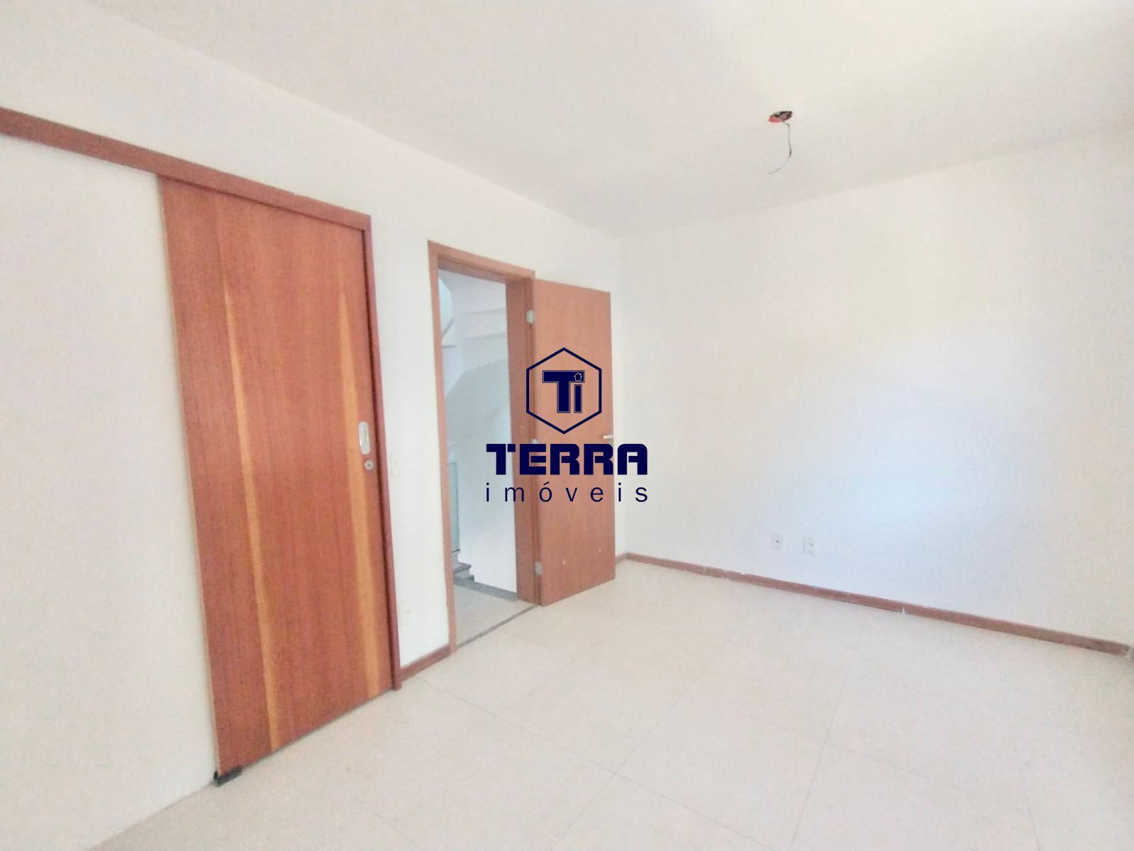 Imagens do imóveis Triplex em Itaipu com 3 quartos, uma suíte, quintal privativo e espaço gourmet.