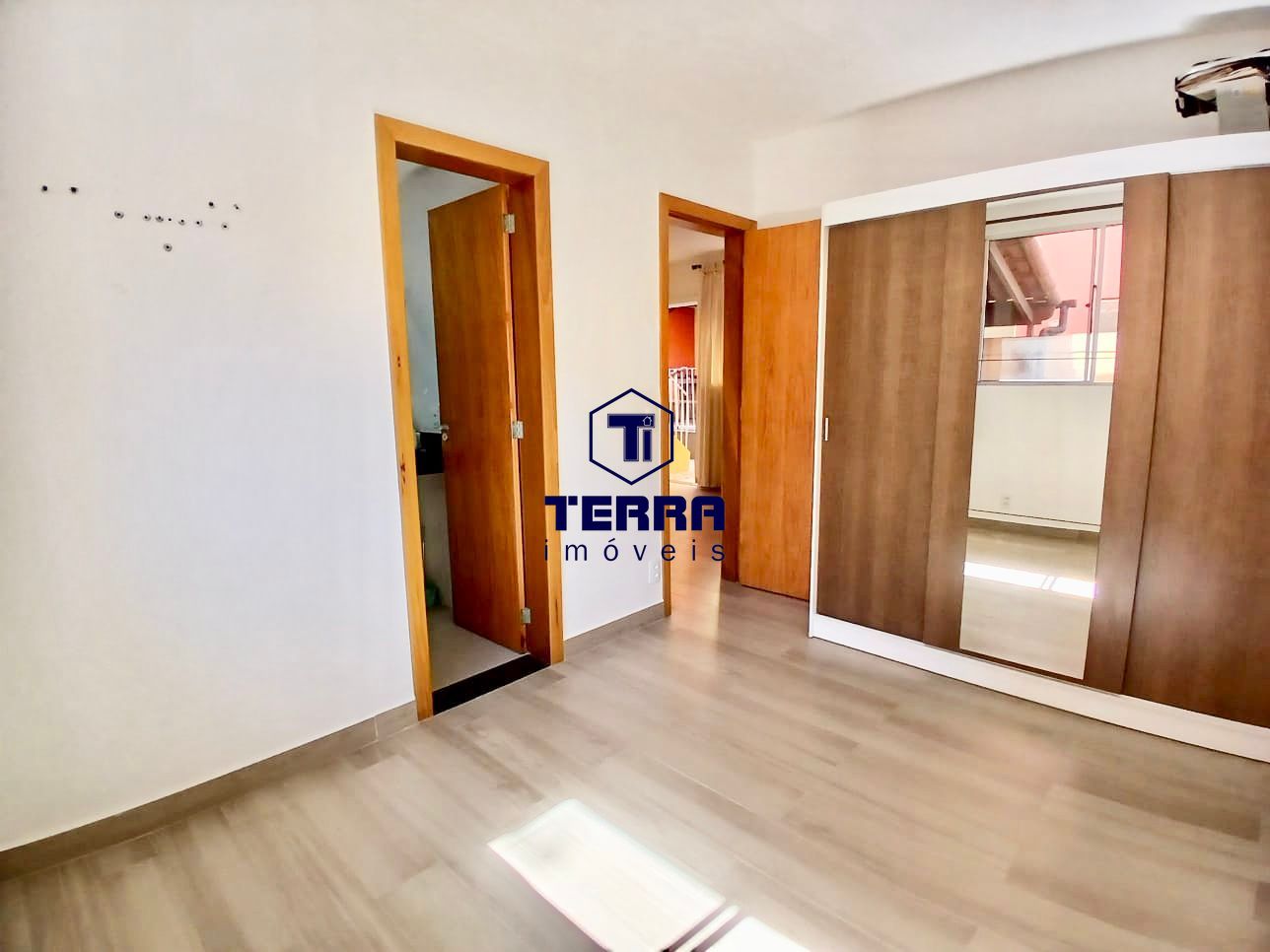 Imagens do imóveis Ótimo apartamento em Maria Paula, com 2 quartos e quintal privativo.