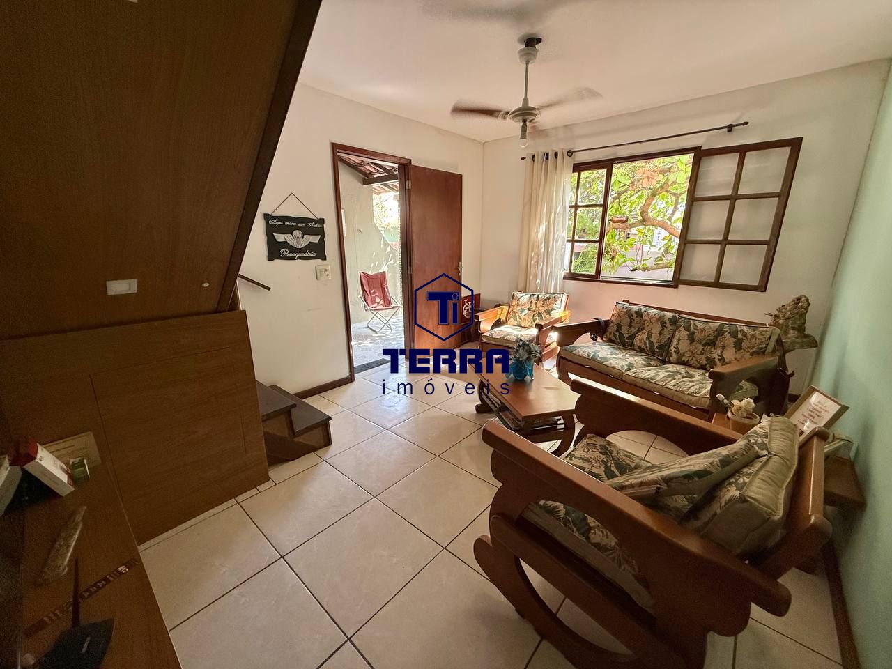 Imagens do imóveis Excelente casa de 3 quartos com área externa privativa em Maria Paula!