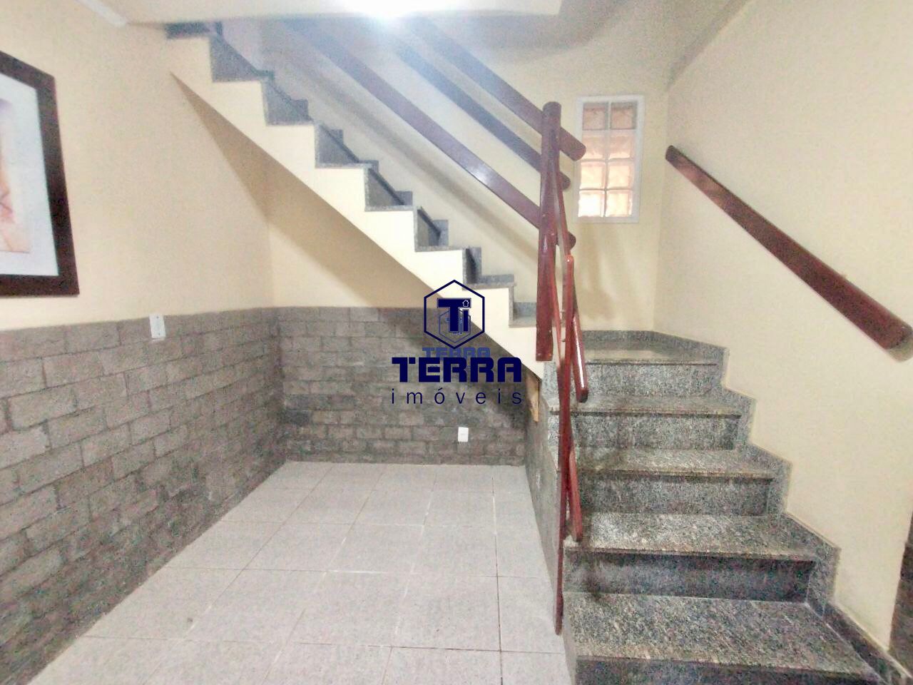 Imagens do imóveis Excelente casa duplex no Colubandê com 4 quartos, suíte com varanda e piscina.