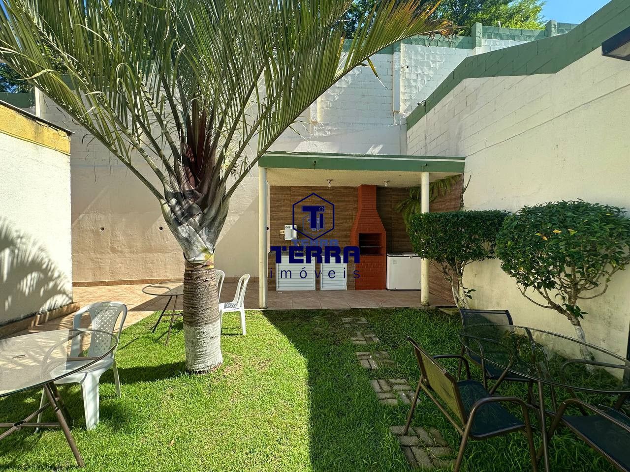 Imagens do imóveis Ótimo apartamento de 3 quartos próximo ao Trevo de Maria Paula!