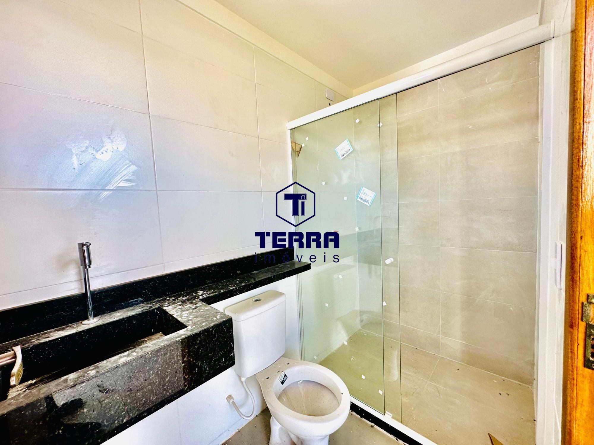Imagens do imóveis São 3 quartos amplos, sendo 1 suíte, terreno inteiro com 480 metros
