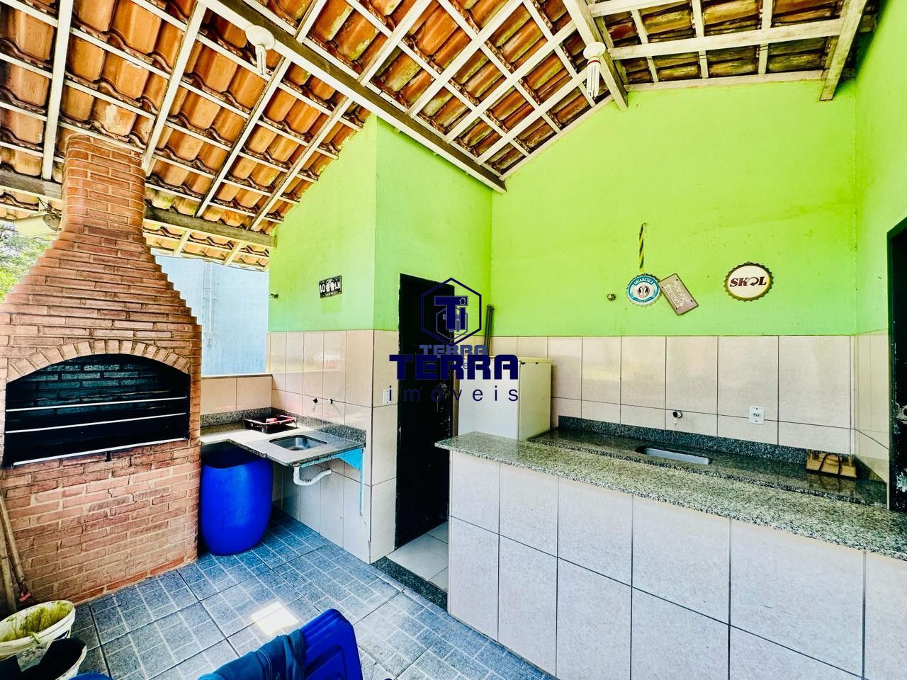 Imagens do imóveis Casa com 2 quartos ao lado da praça do Colubandê. Segurança e praticidade!
