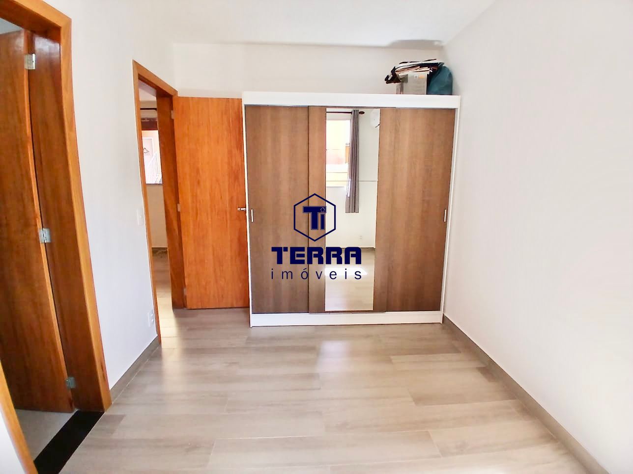 Imagens do imóveis Ótimo apartamento em Maria Paula, com 2 quartos e quintal privativo.