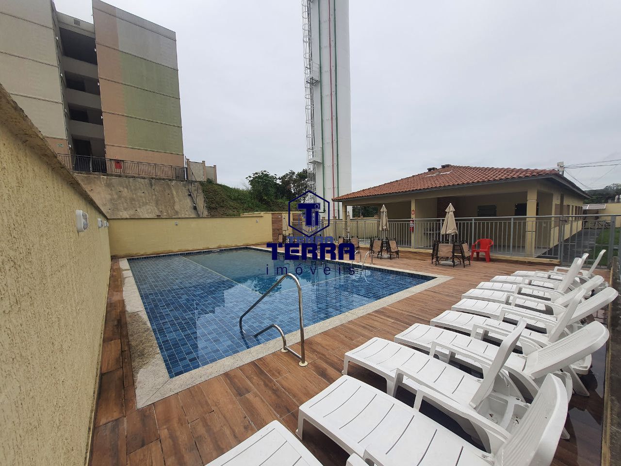 Imagens do imóveis Apartamento em Maria Paula, com 2 quartos, cozinha americana e varada