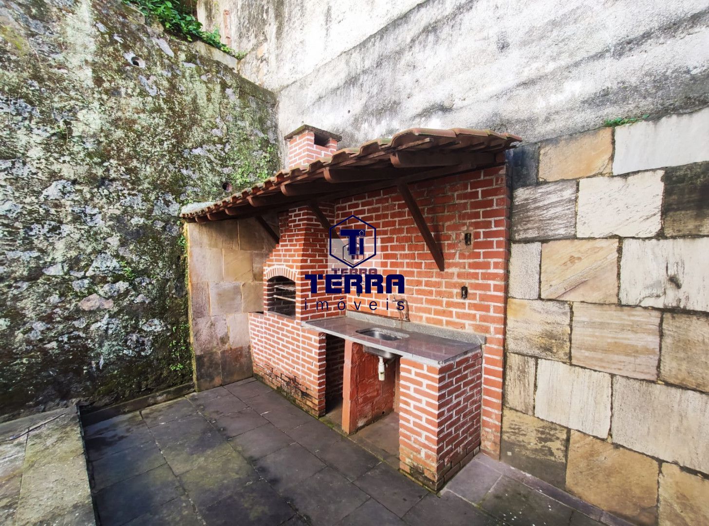 Imagens do imóveis Casa em Santa Rosa com 2 quartos sendo 1 suíte. Perto do comércio da região.