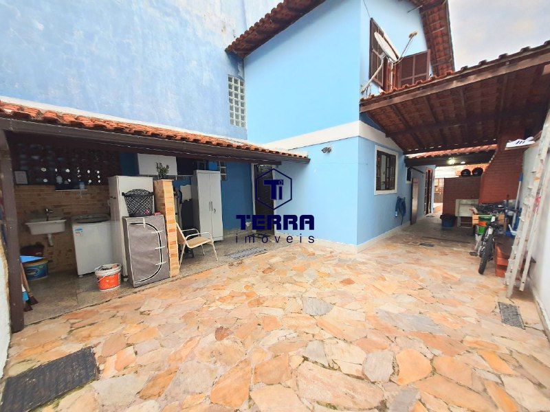 Imagens do imóveis Casa em Maria Paula, com piscina privativa, dentro de um pequeno condomínio.