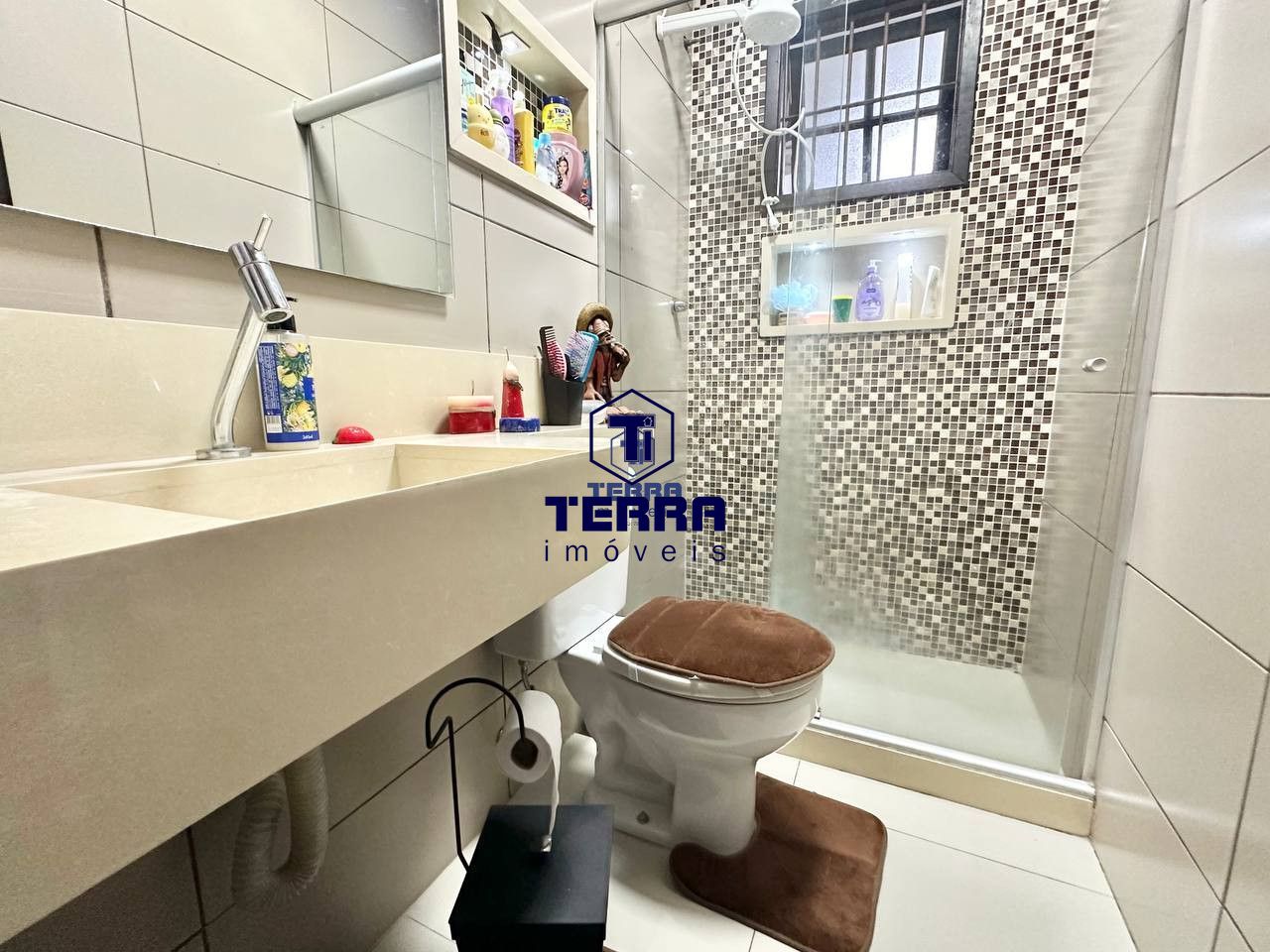Imagens do imóveis Excelente residência com 3 quartos sendo 1 suíte próxima ao trevo de Maria Paula