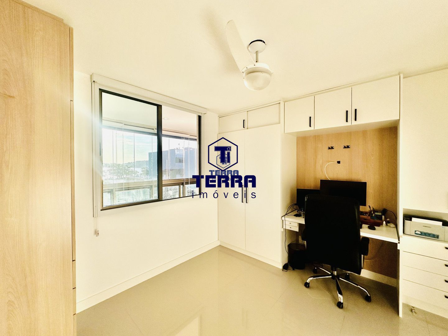 Imagens do imóveis Apartamento vista mar em Charitas com varanda gourmet. Lazer e conforto!