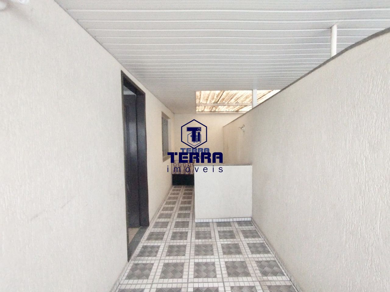 Imagens do imóveis Ótimo apartamento no Laranjal com 2 quartos e varanda. Excelente localização.