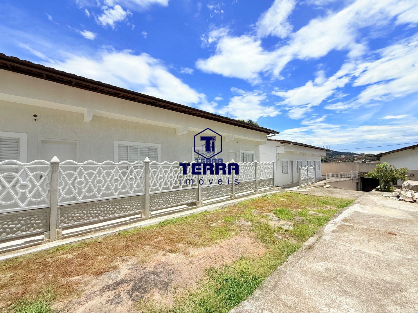 Imagens do imóveis Casa Linear, com 2 quartos recém construída em Niterói
