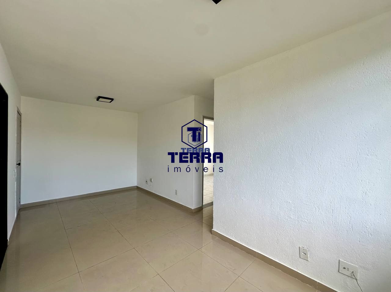 Imagens do imóveis Apartamento 2 quartos ao lado do Guanabara. Segurança e privacidade!