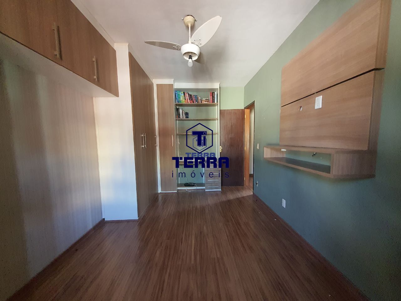Imagens do imóveis Casa com quintal, em excelente localização em São Gonçalo, pertinho do Guanabara