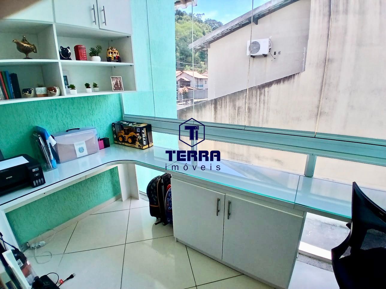 Imagens do imóveis Linda duplex em Maria Paula, com 2 quartos, uma suíte e área gourmet.