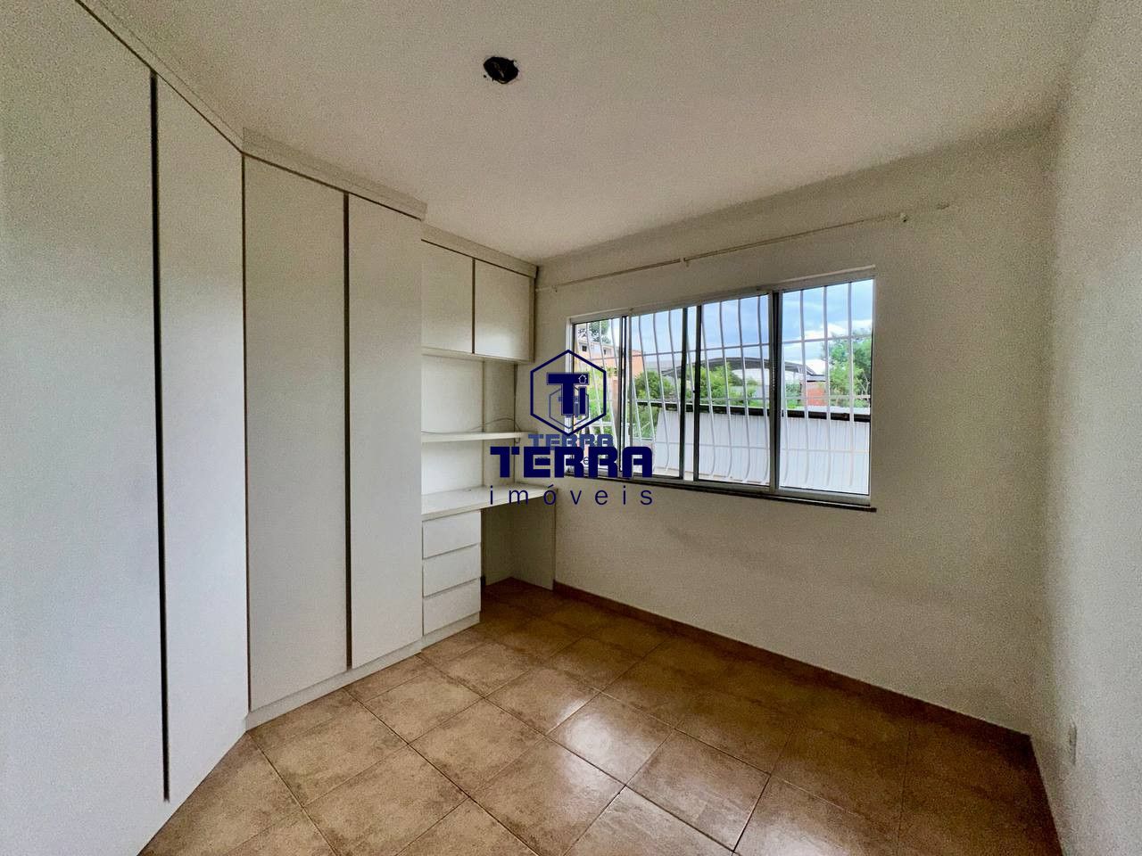 Imagens do imóveis Excelente casa em condomínio 3 quartos com suíte, 2 vagas e planejados.