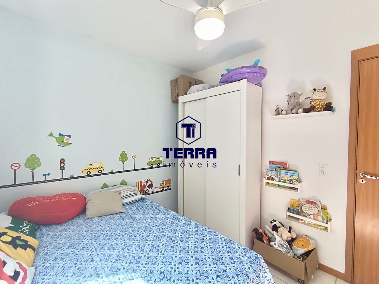 Imagens do imóveis Apartamento em condomínio clube no Rio do Ouro, com 3 quartos sendo uma suíte.