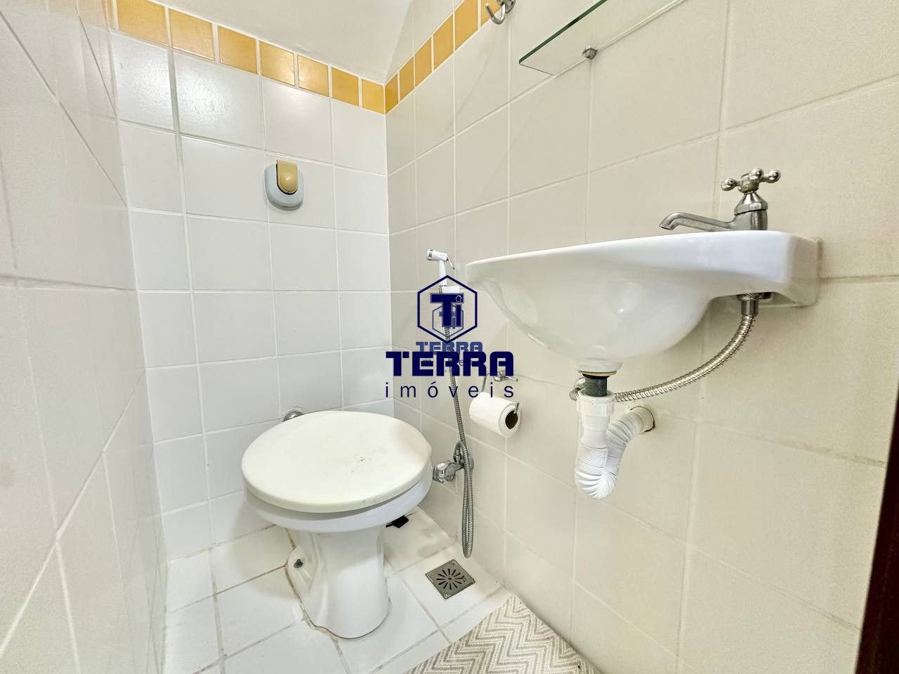 Imagens do imóveis Linda residência de 2 quartos com 2 vagas em Maria Paula!