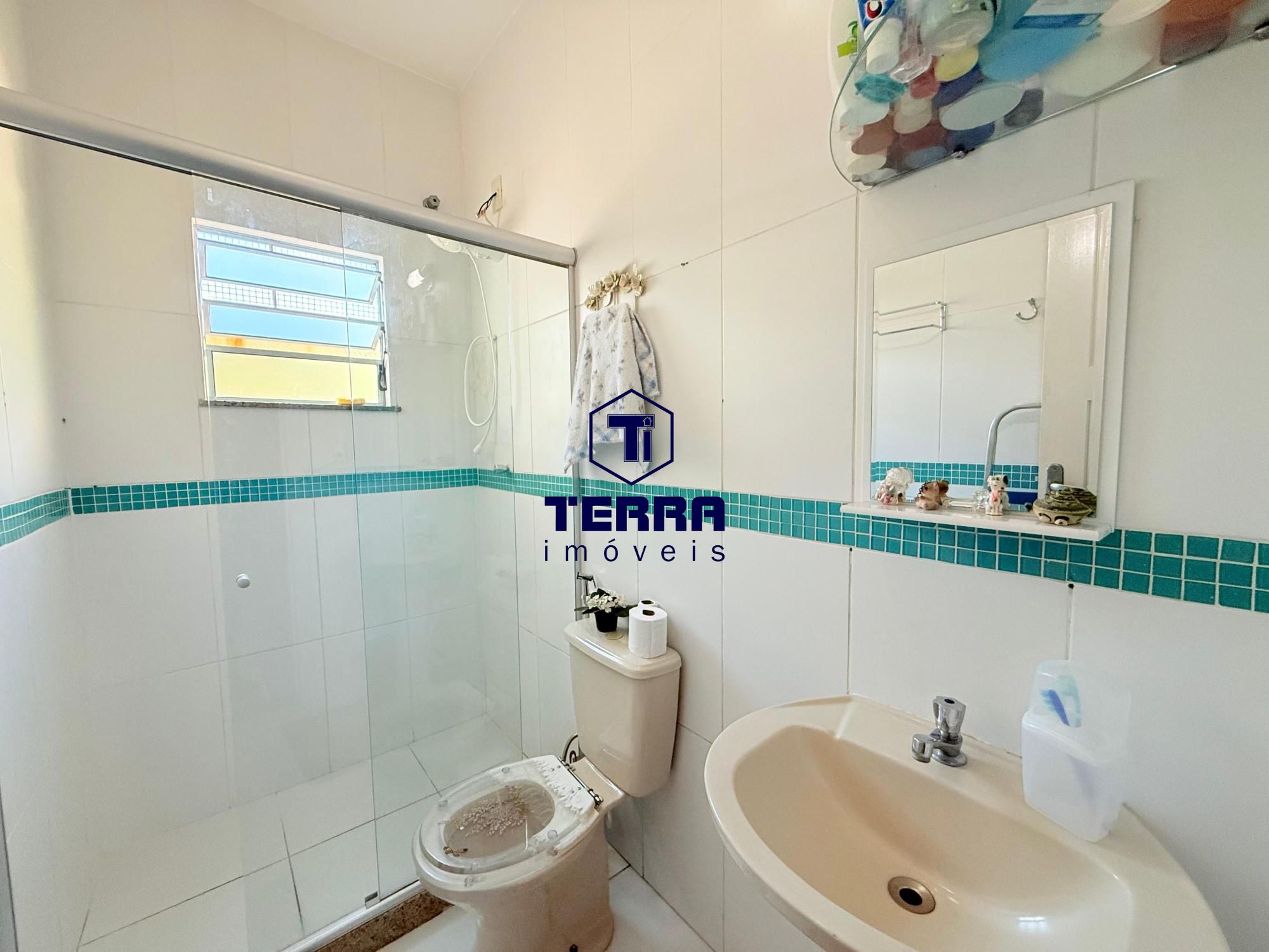 Imagens do imóveis Casa de 3 quartos, sendo 1 suíte com sacada em Maria Paula.