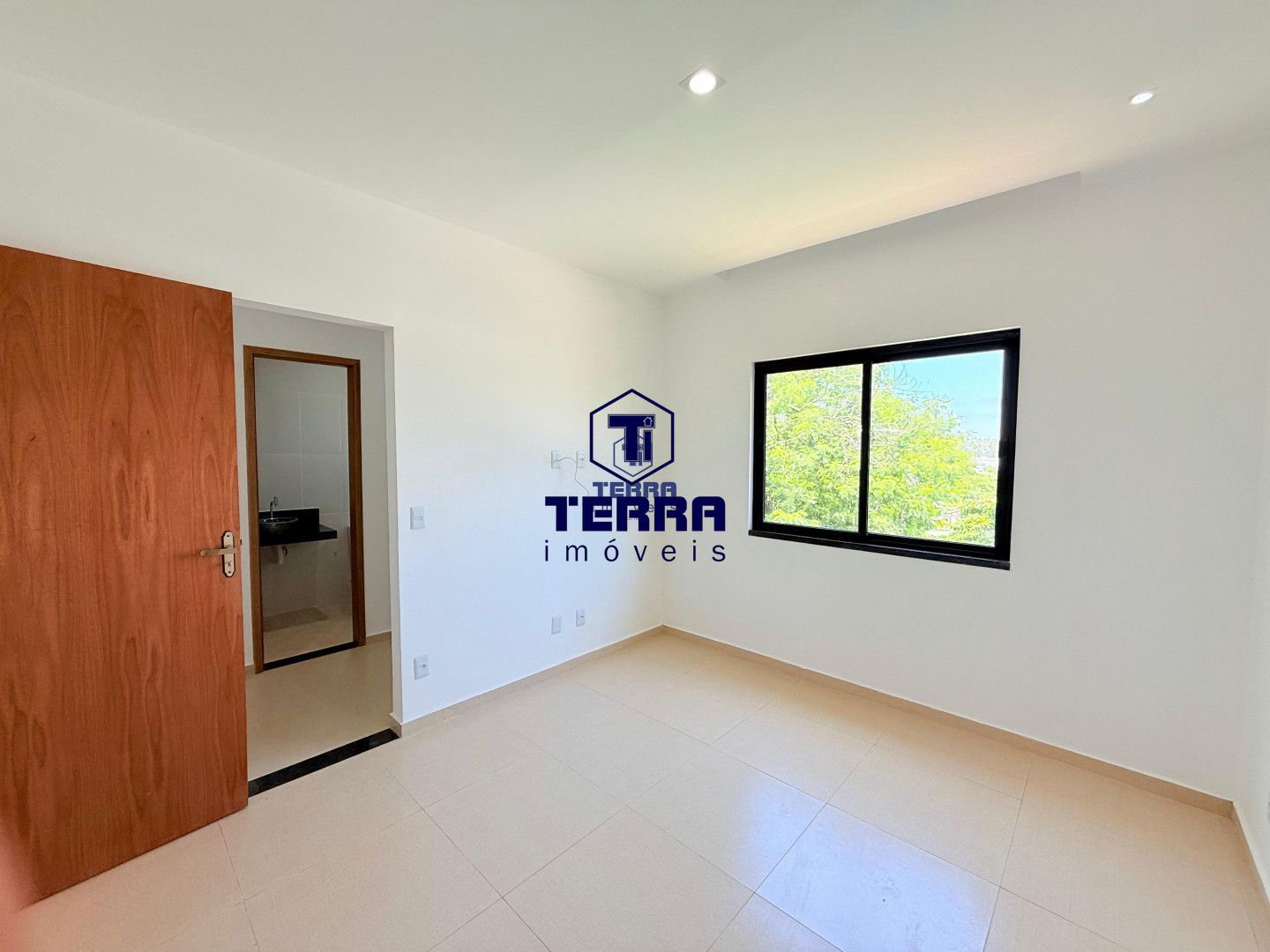 Imagens do imóveis Casa linear 3 quartos com 2 suítes e quintal no Pedra de Inoã! Primeira locação