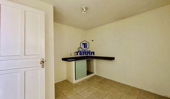 Imagens do imóveis Casa duplex com quintal, junto e a lado ao centro de São Gonçalo.