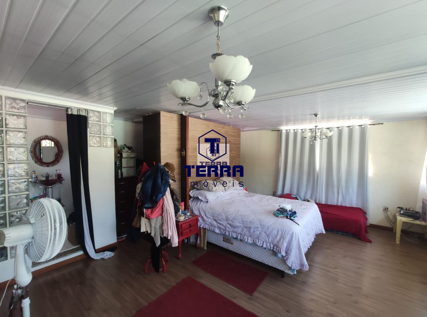 Imagens do imóveis Casa com 4 suítes em condomínio ao lado do Trevo de Maria Paula.