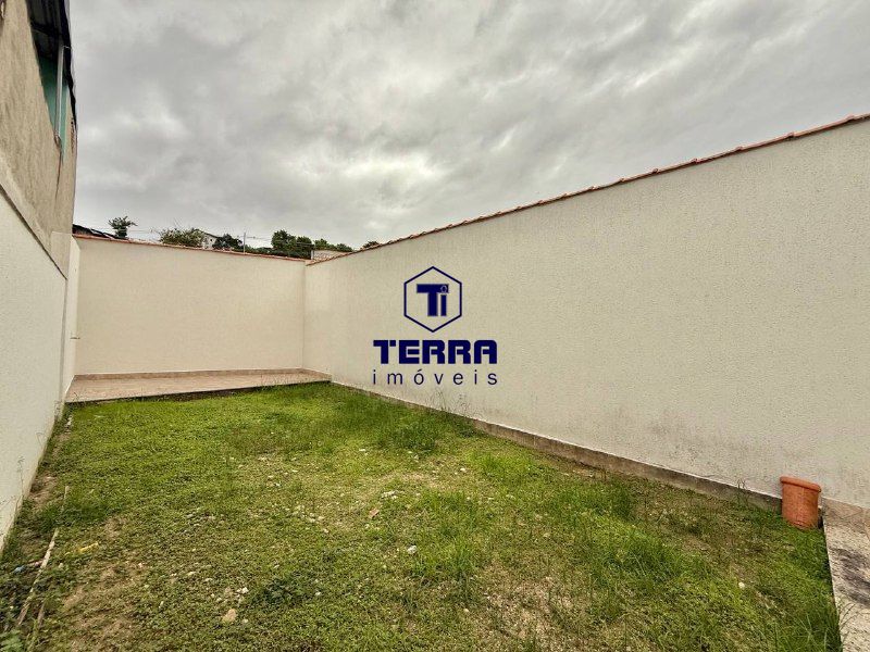 Imagens do imóveis Ótima casa de 2 quartos com quintal privativo no Galo Branco!