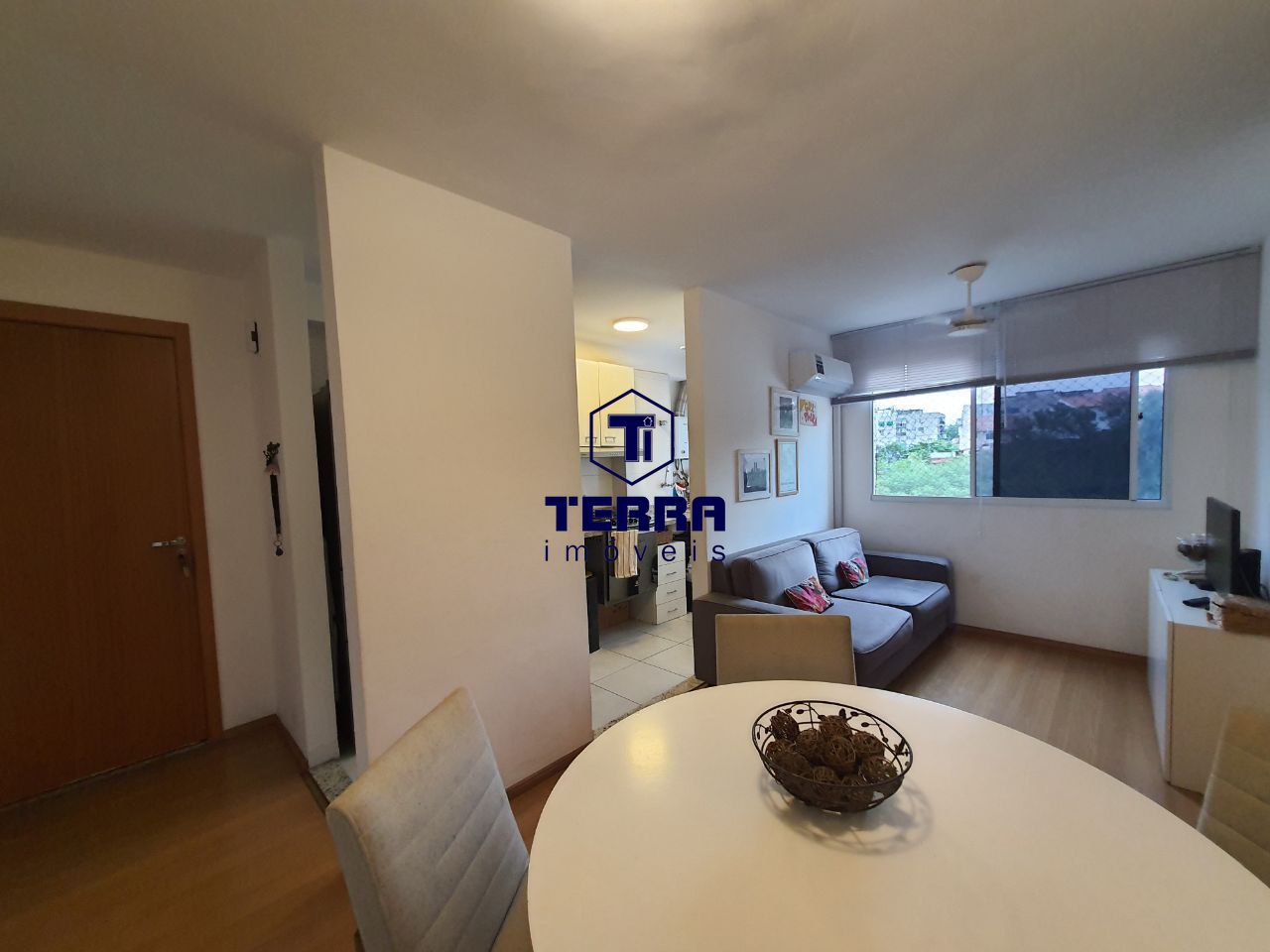 Imagens do imóveis Apartamento com 2 quartos em Alcântara, em prédio novo e andar alto.