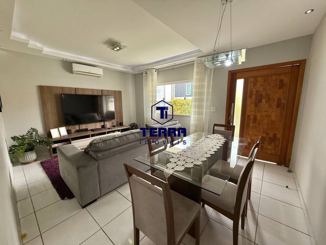 Imagens do imóveis Linda residência linear de 2 quartos com espaço gourmet no Arsenal!