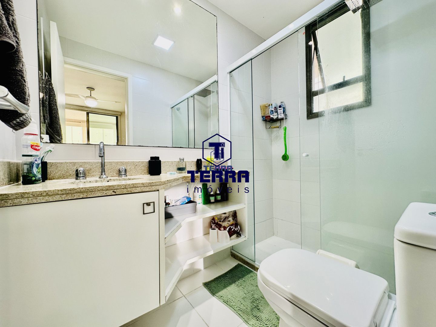 Imagens do imóveis Apartamento vista mar em Charitas com varanda gourmet. Lazer e conforto!