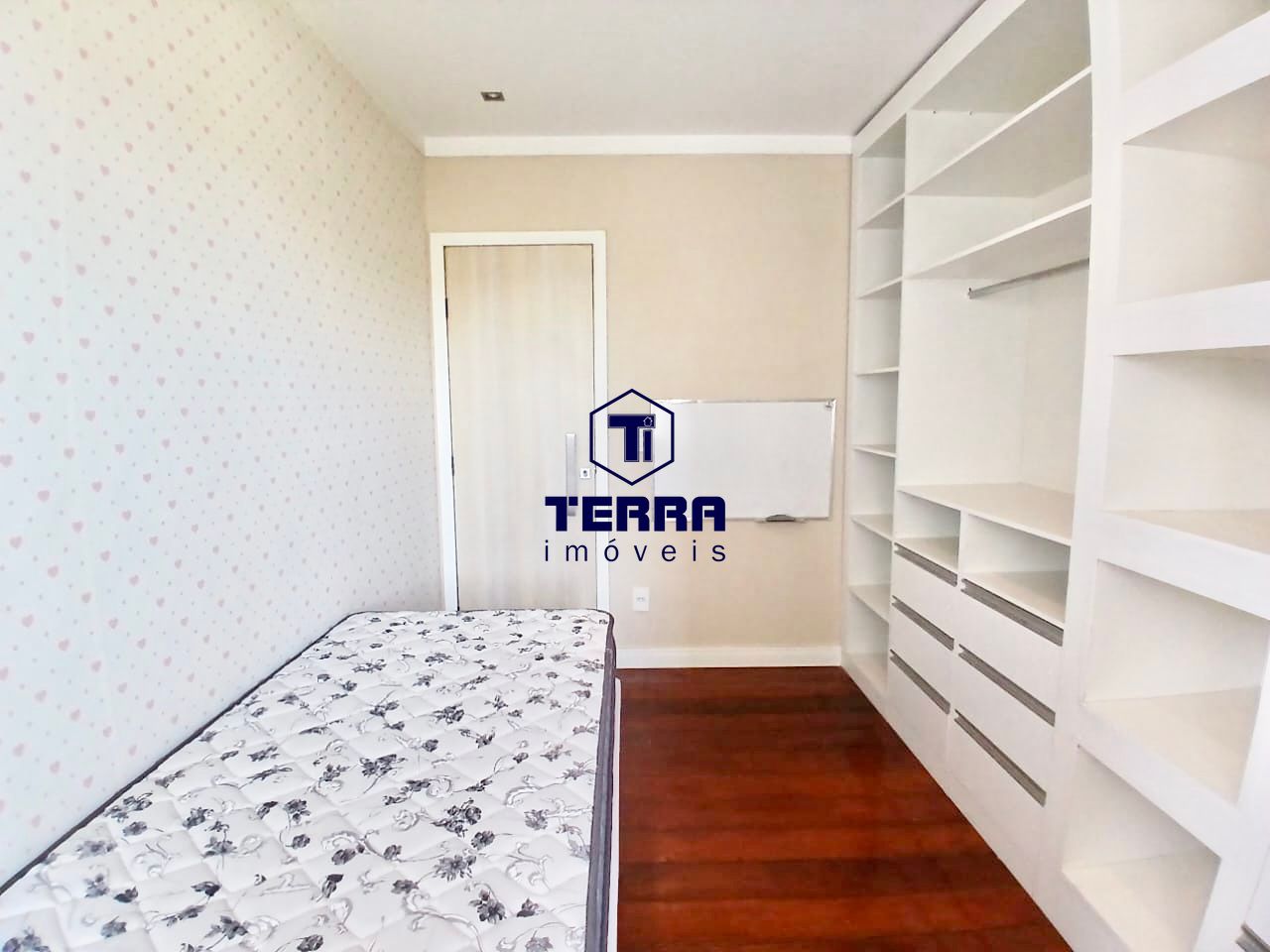 Imagens do imóveis Apartamento com 2 quartos no melhor ponto de São Gonçalo. PORTEIRA FECHADA!!!!