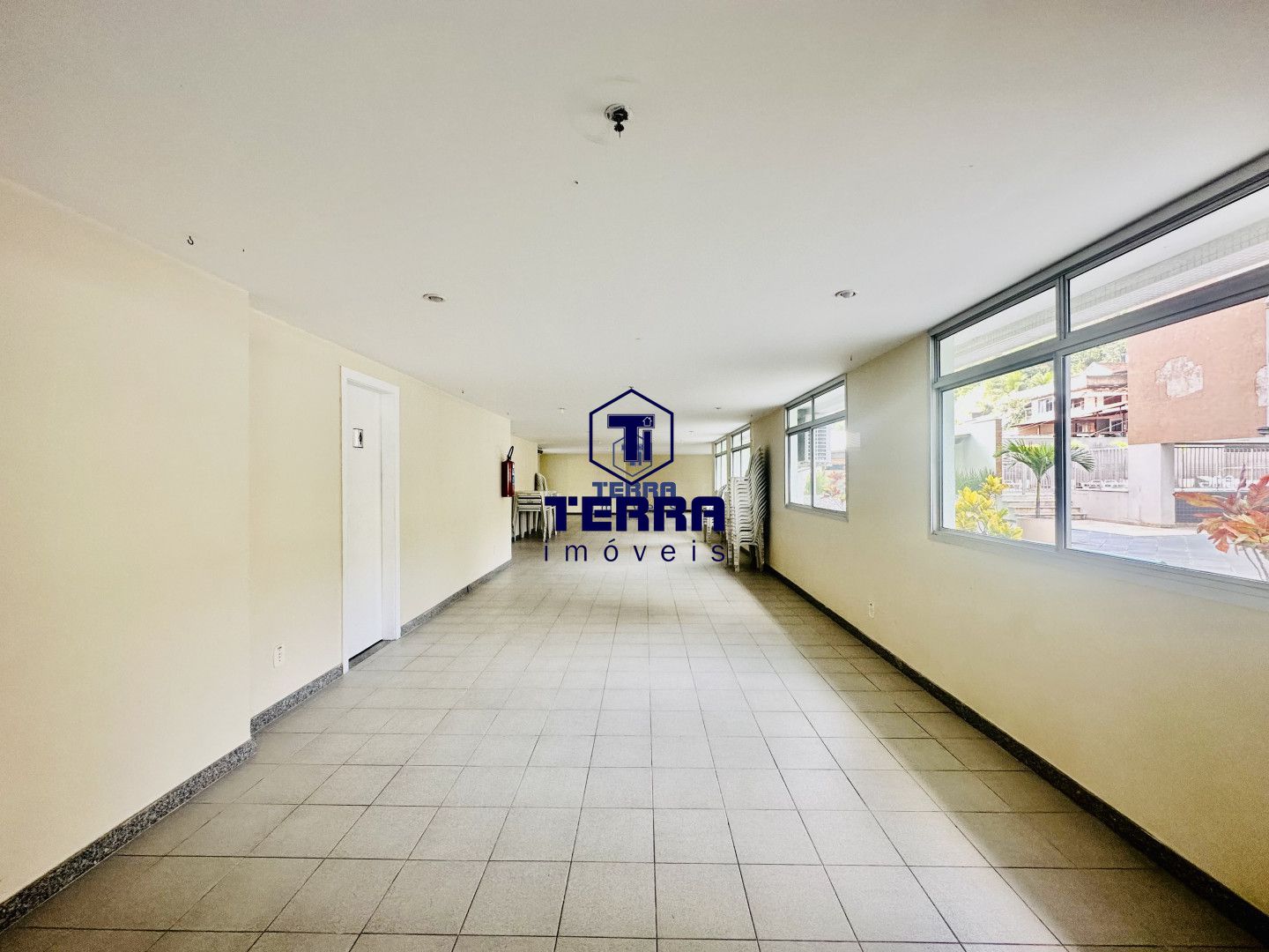 Imagens do imóveis Excelente 2 quartos + escritório em Santa Rosa, condomínio completo.