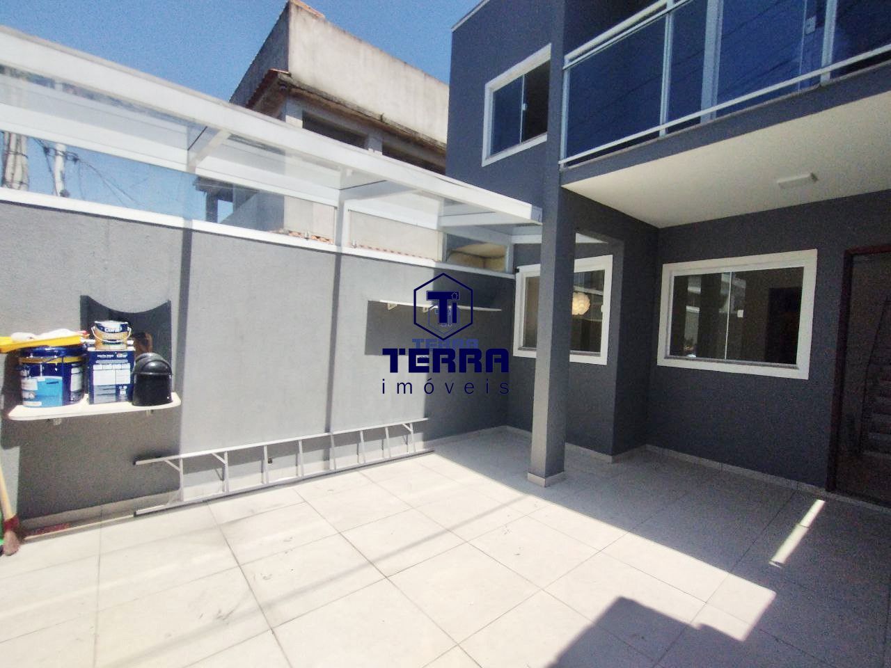 Imagens do imóveis Linda casa duplex em São Gonçalo com 3 quartos e vaga de garagem.