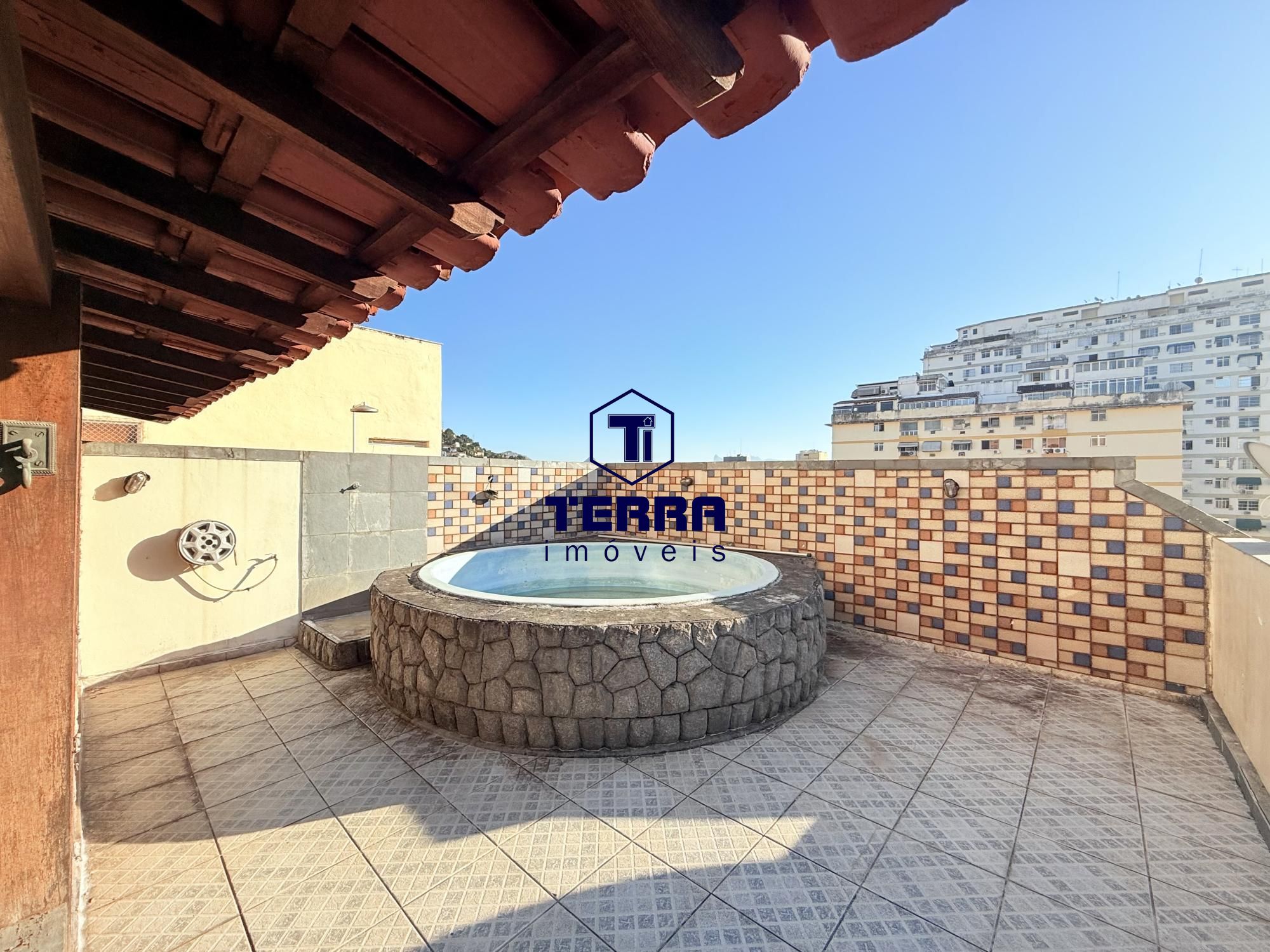Imagens do imóveis Cobertura duplex com piscina e área gourmet privativa, com 2 vagas de garagem.