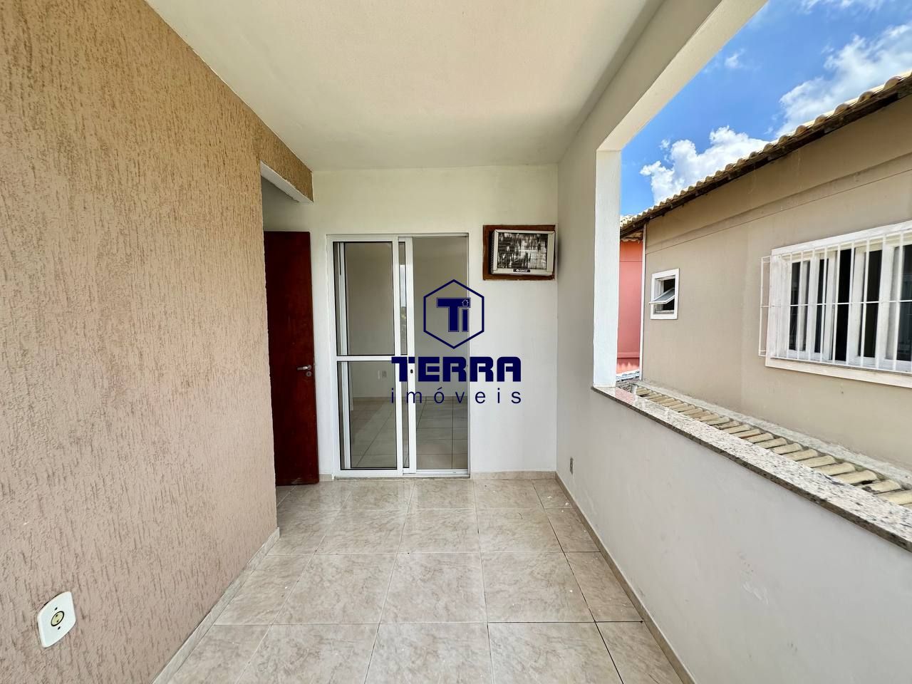 Imagens do imóveis Residência com 2 quartos em Maria Paula! Excelente localização, perto de tudo.