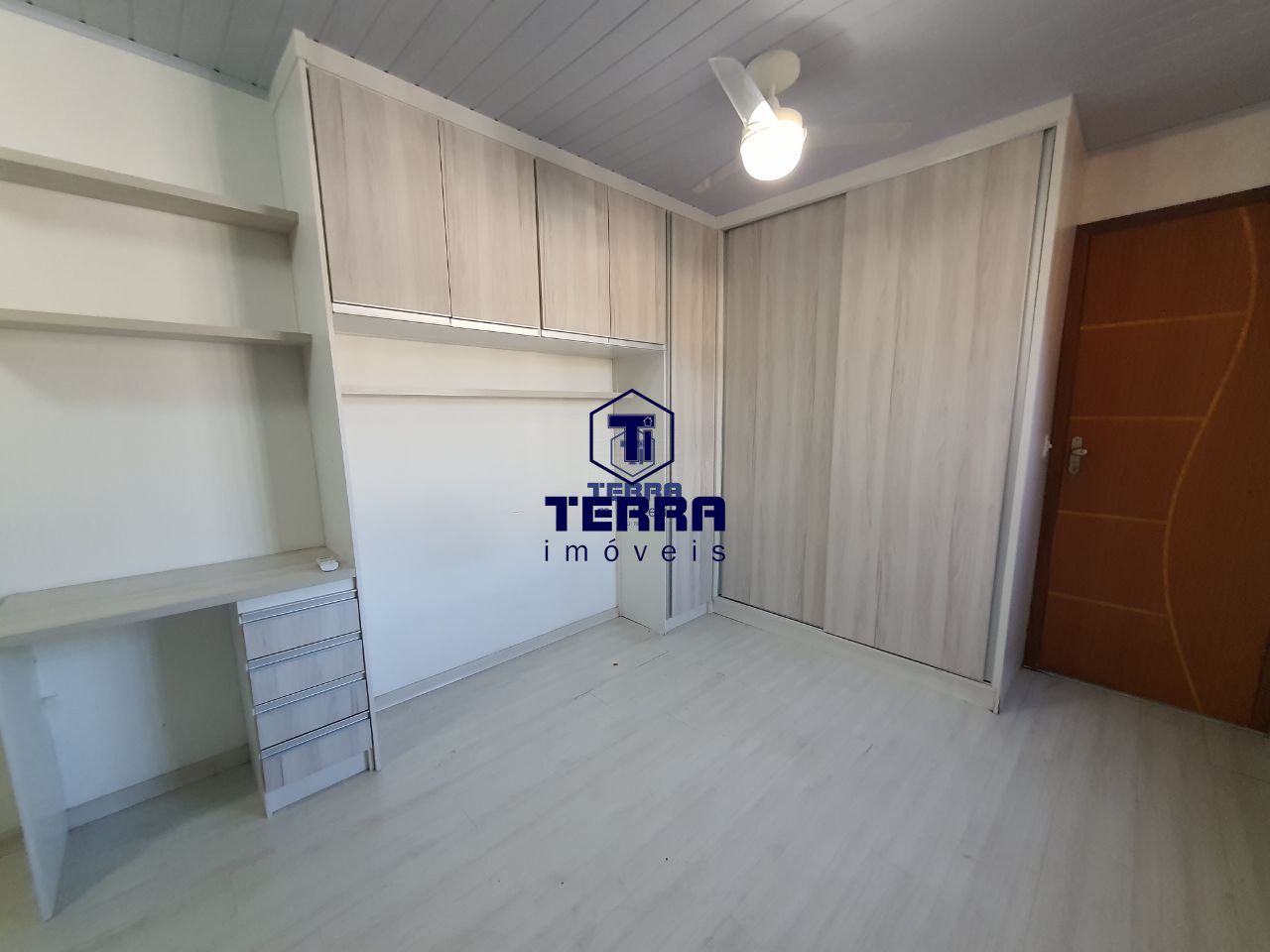 Imagens do imóveis Casa com quintal, em excelente localização em São Gonçalo, pertinho do Guanabara