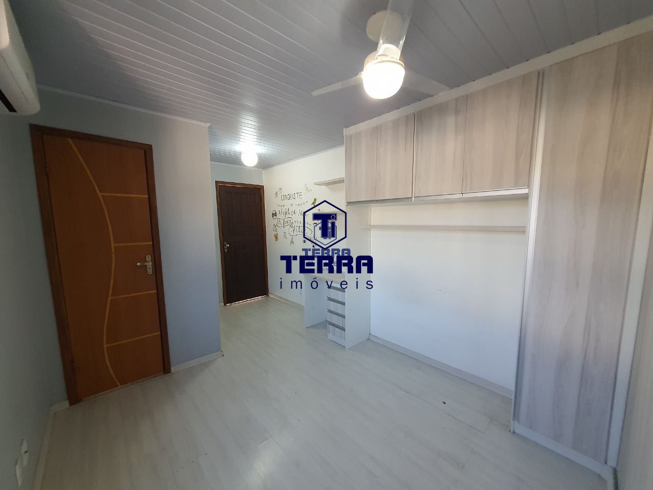 Imagens do imóveis Casa com quintal, em excelente localização em São Gonçalo, pertinho do Guanabara
