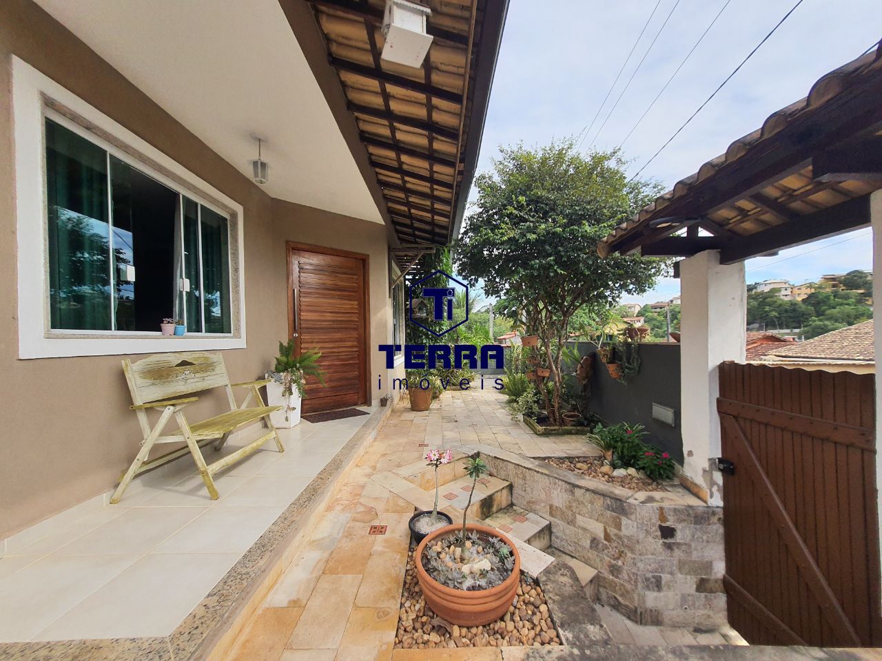 Imagens do imóveis Casa linear, com 3 quartos, sendo uma suíte na Estância de Pendotiba
