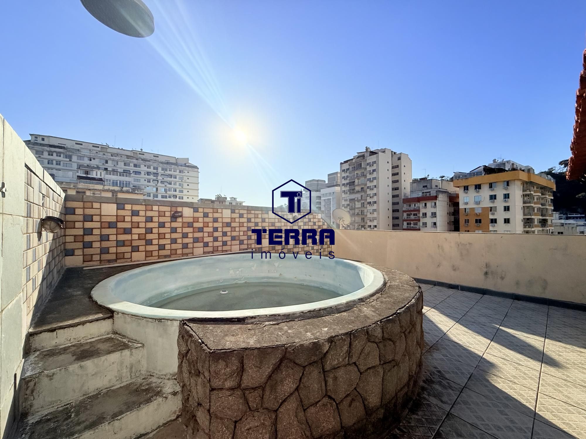Imagens do imóveis Cobertura duplex com piscina e área gourmet privativa, com 2 vagas de garagem.