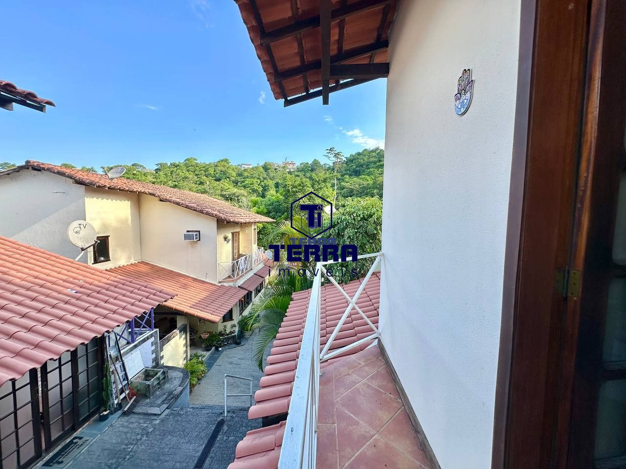 Imagens do imóveis Linda residência de 2 quartos com 2 vagas em Maria Paula!