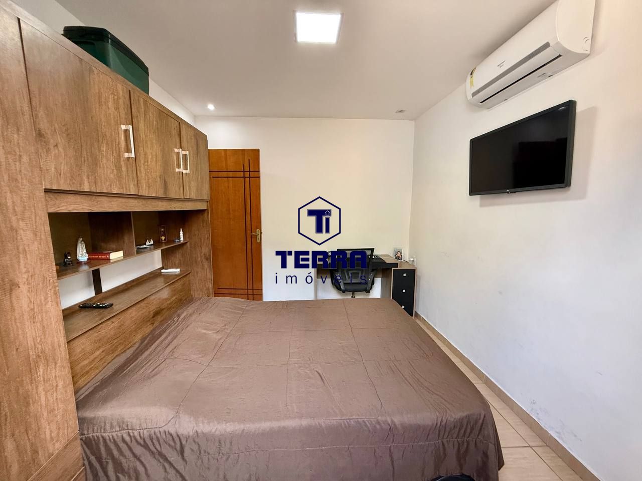 Imagens do imóveis Excelente residência linear com 2 quartos e quintal privativo no Arsenal!