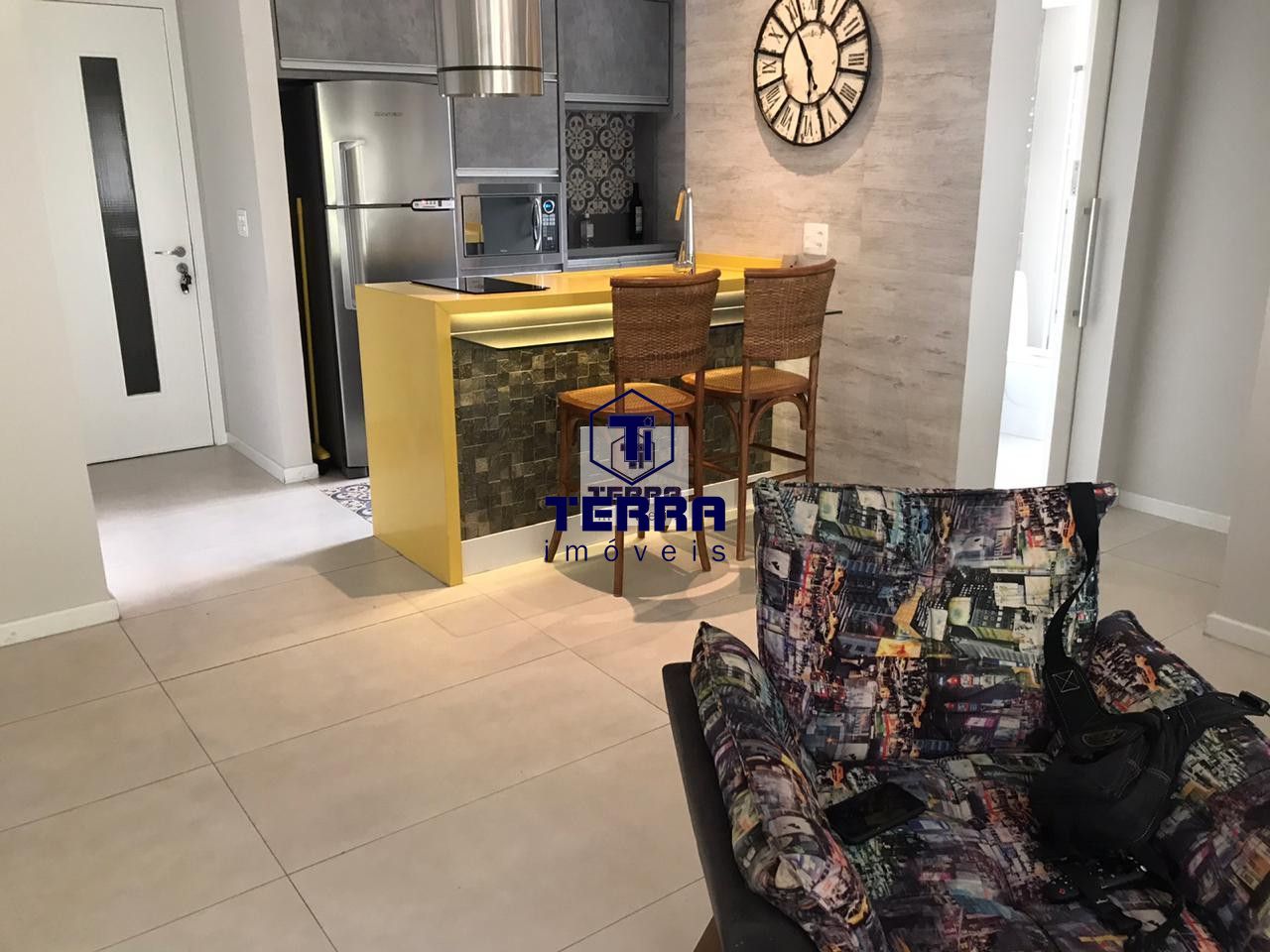 Imagens do imóveis Apartamento moderno, revertido para sala quarto com closet no Portal de Itaipu.