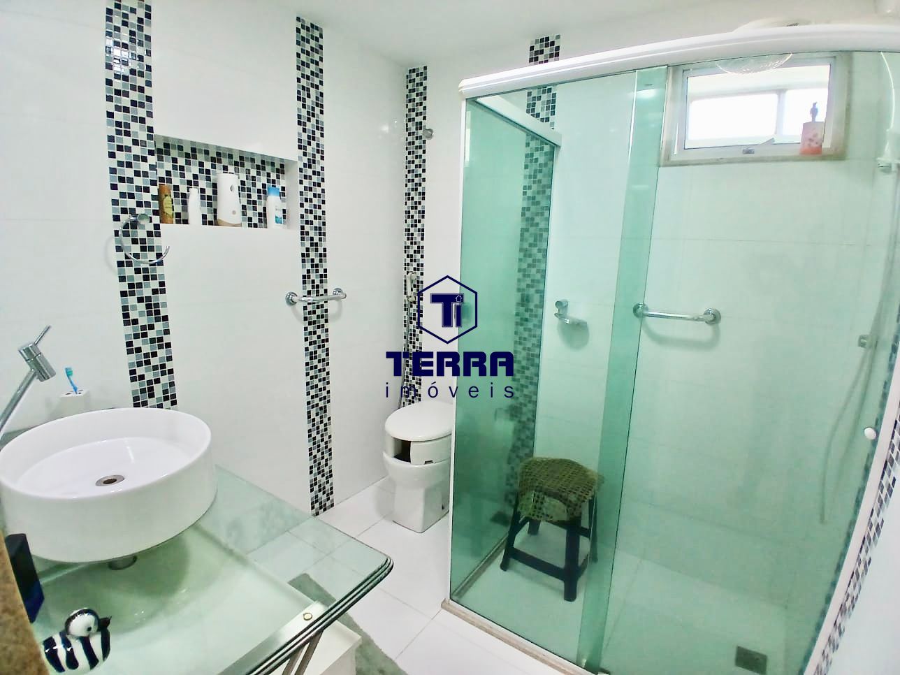 Imagens do imóveis Ótima cobertura duplex com 3 quartos, uma suíte no Fonseca. Porteira Fechada!!!